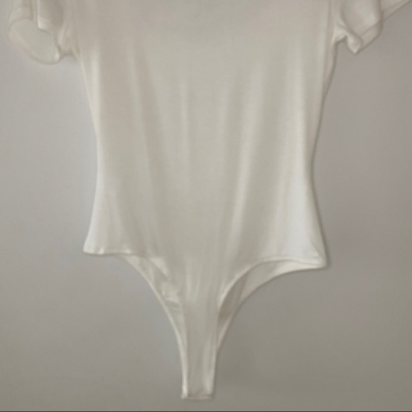 NWT Socialite Square Neck Bodysuit White Small - Picture 9 of 12